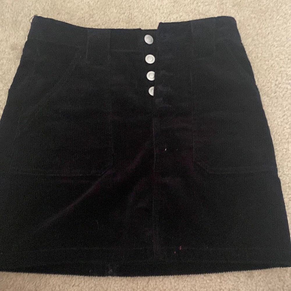 Black skirt
